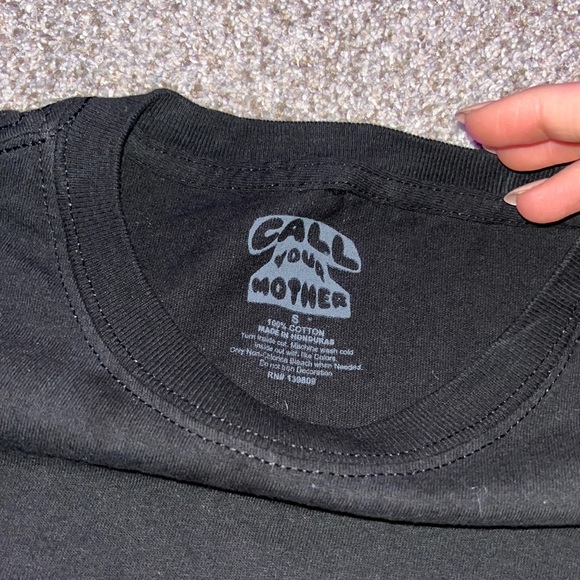 black - small - Picture 2 of 3